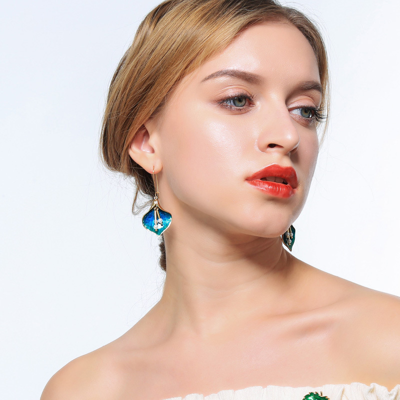 ENAMEL FLOWER EARRINGS