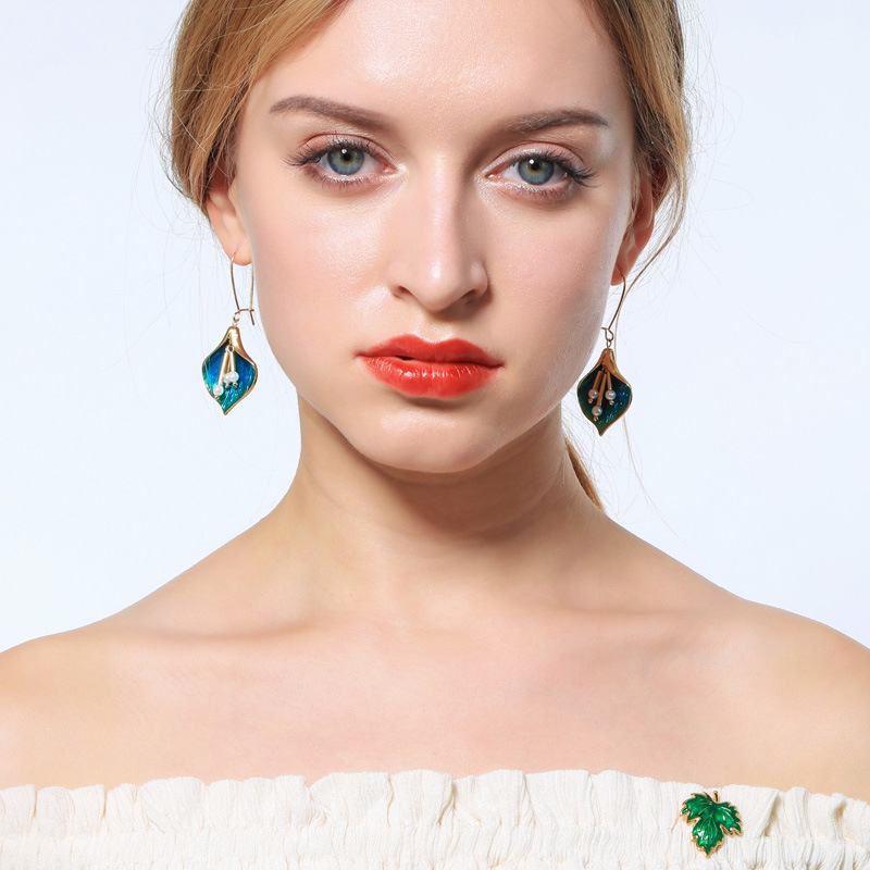 ENAMEL FLOWER EARRINGS