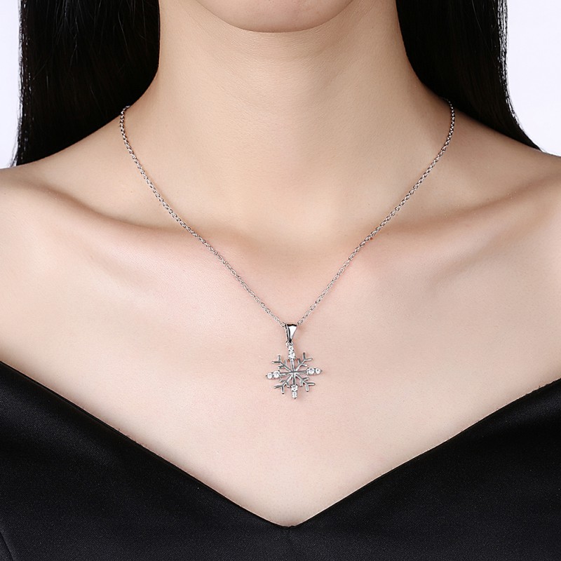 BRASS NECKLACE