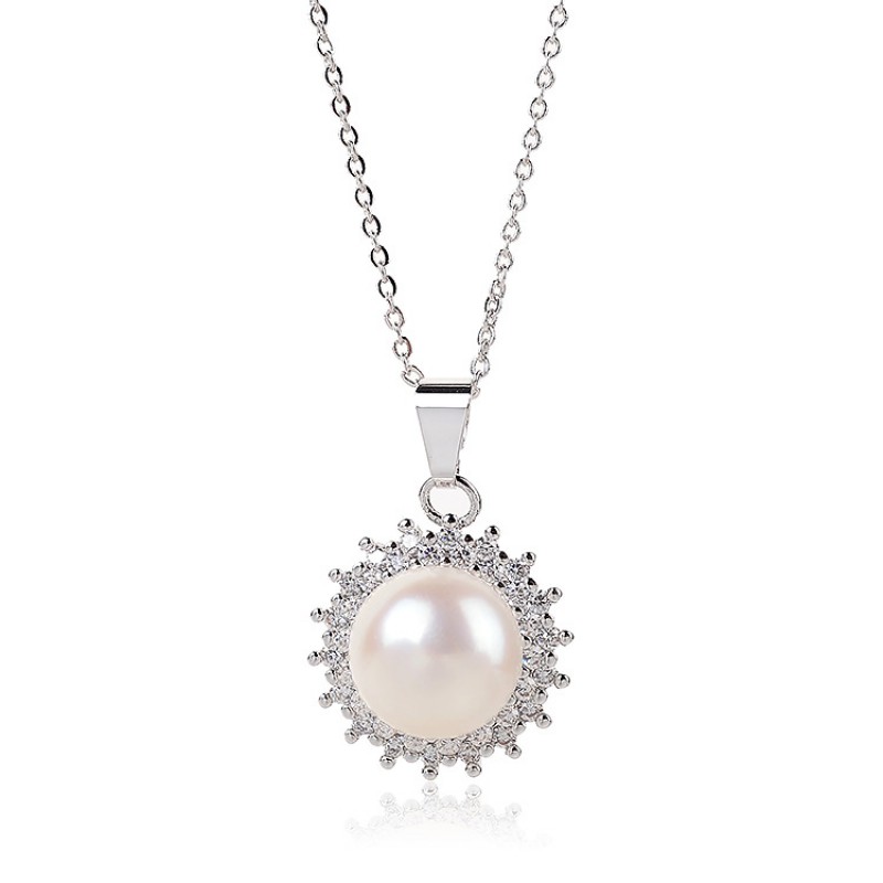 NATURAL PEARL NECKLACE 
