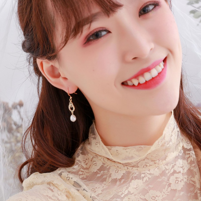 NATURAL PEARL EARRINGS