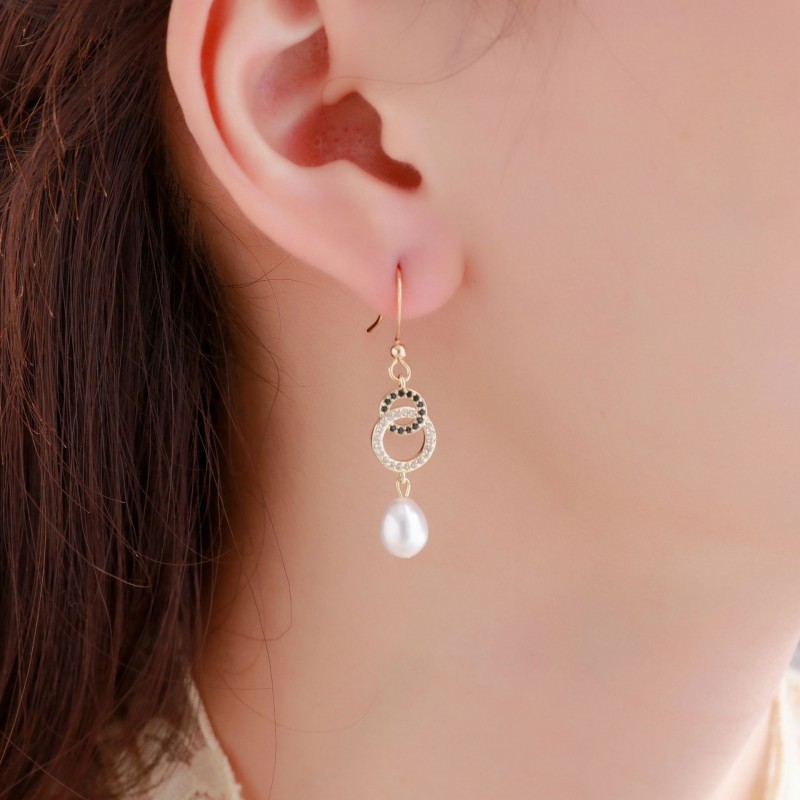 NATURAL PEARL EARRINGS