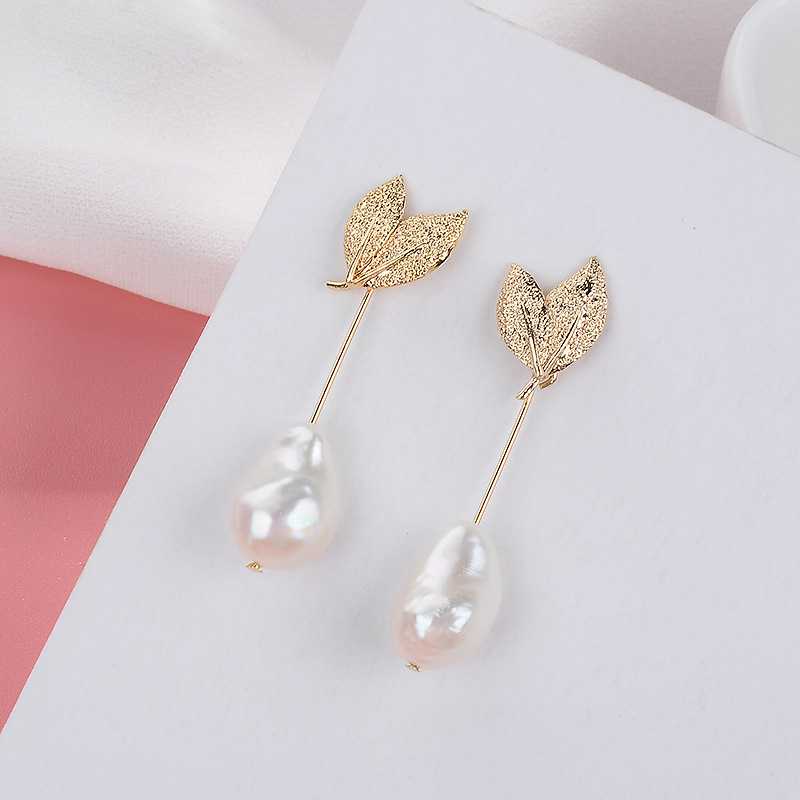 14K GOLD FILLED NATURAL Baroque pearl DROP EARRINGS