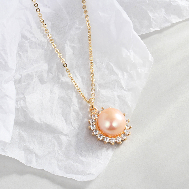 Pearl Pendant brass necklace
