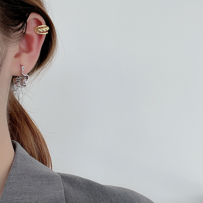 925 silver tortuous texture earrings