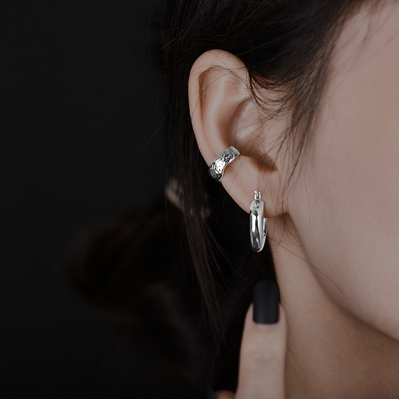silver circle earrings