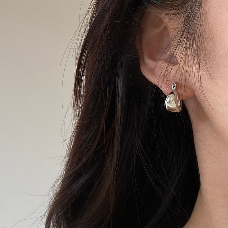 silver circle earrings