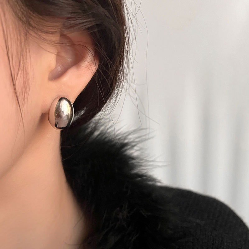 silver circle earrings