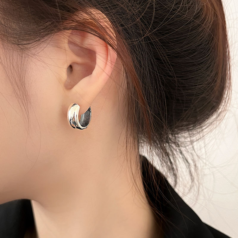 silver circle earrings