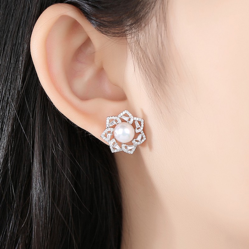 S925 SILVER PEARL EARRINGS