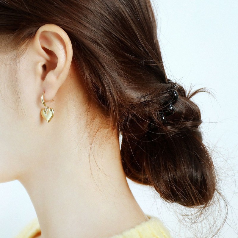 stainless steel heart stud