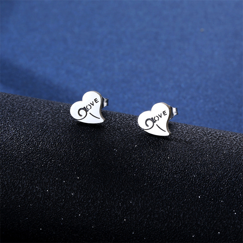 stainless steel heart necklace