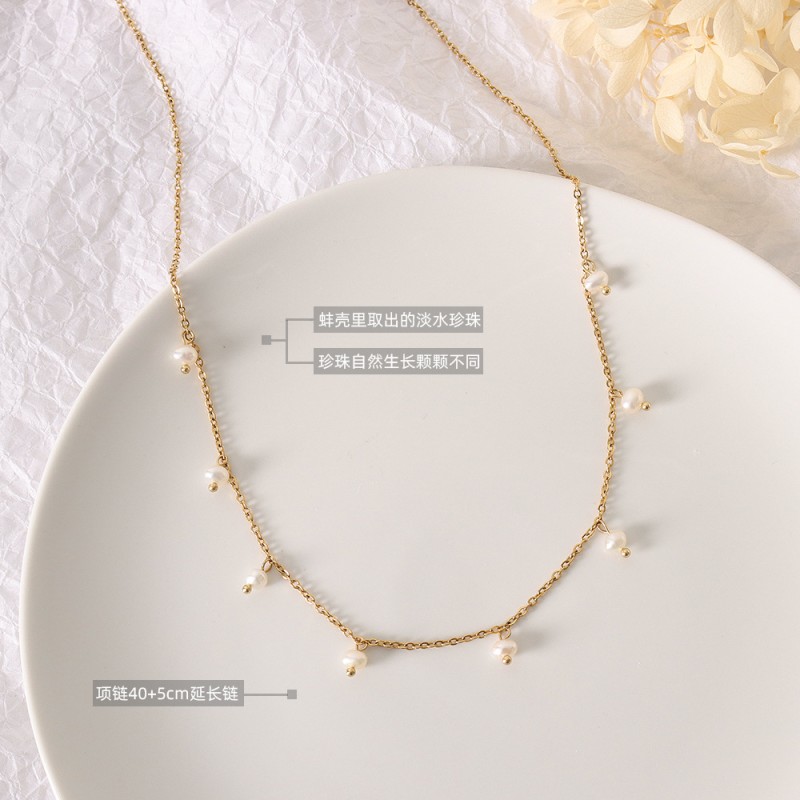 stainless steel circle necklace