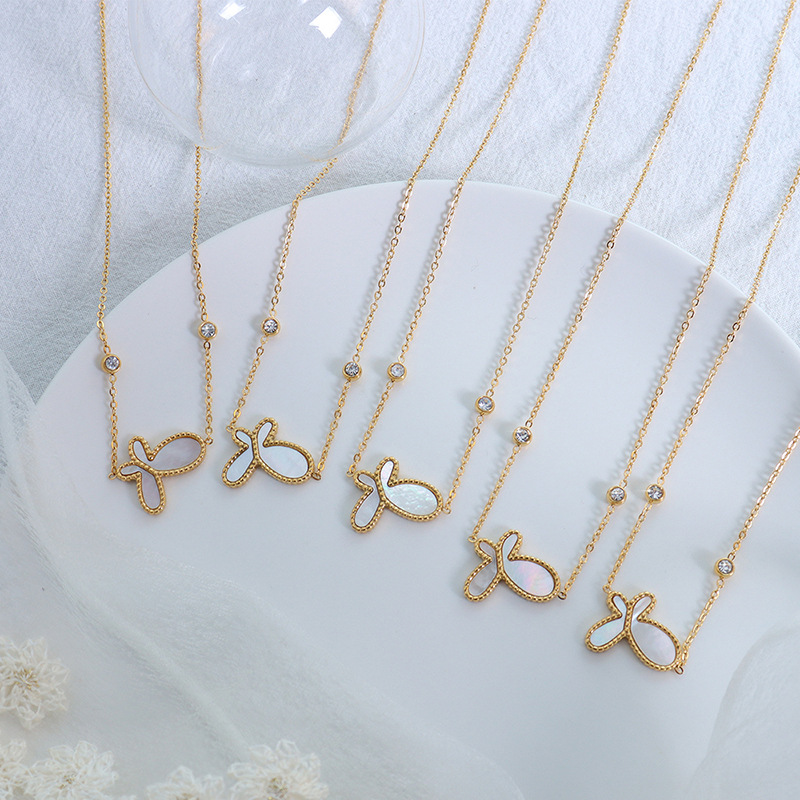 stainless steel animal necklace