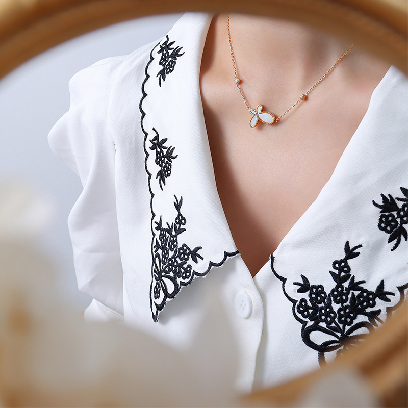 stainless steel animal necklace