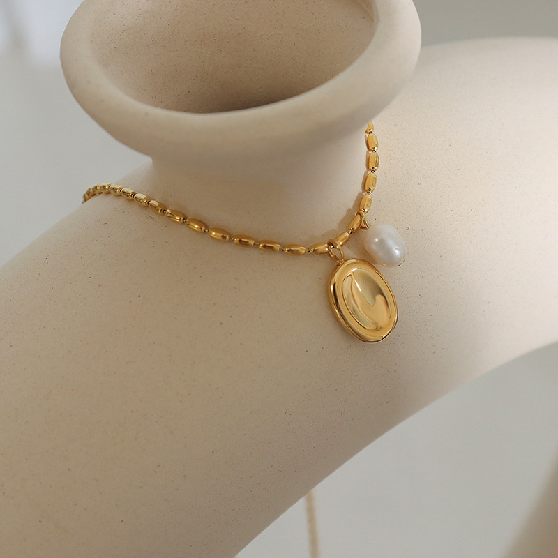 stainless steel circle necklace