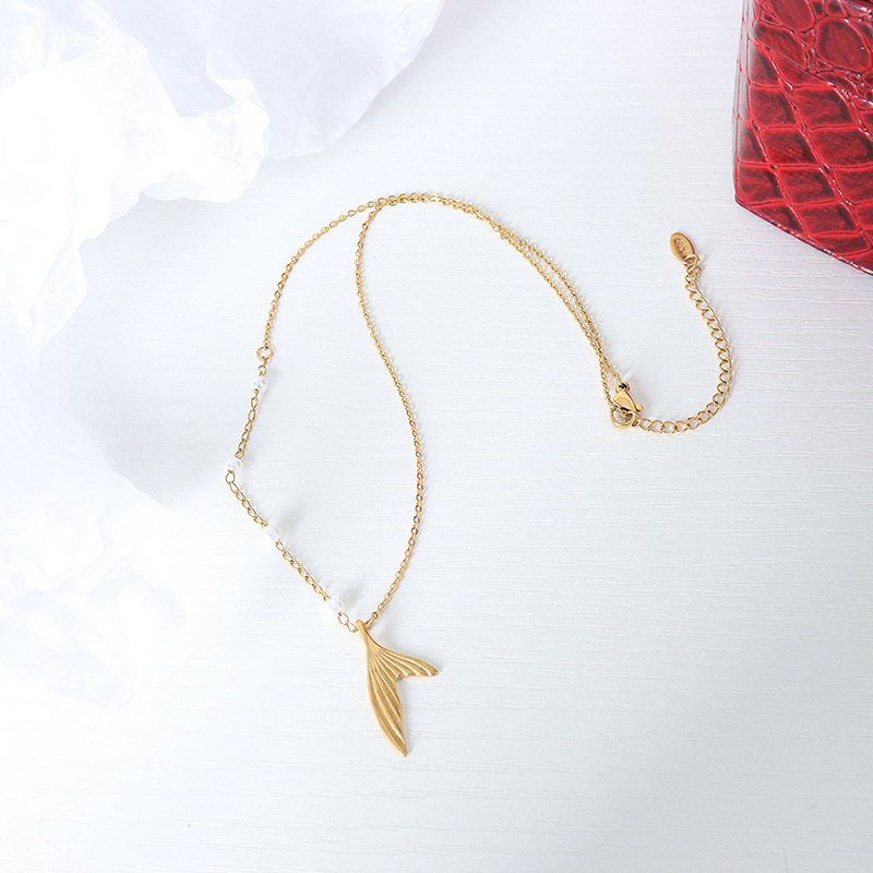 stainless steel animal necklace