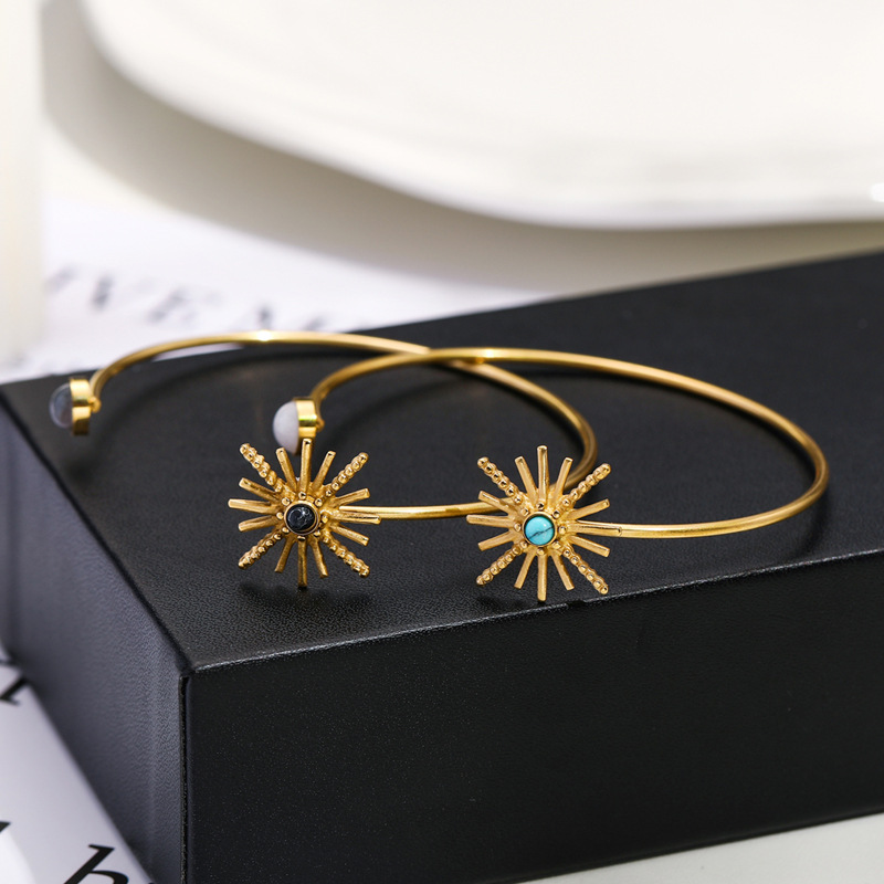 stainless steel flower bangle