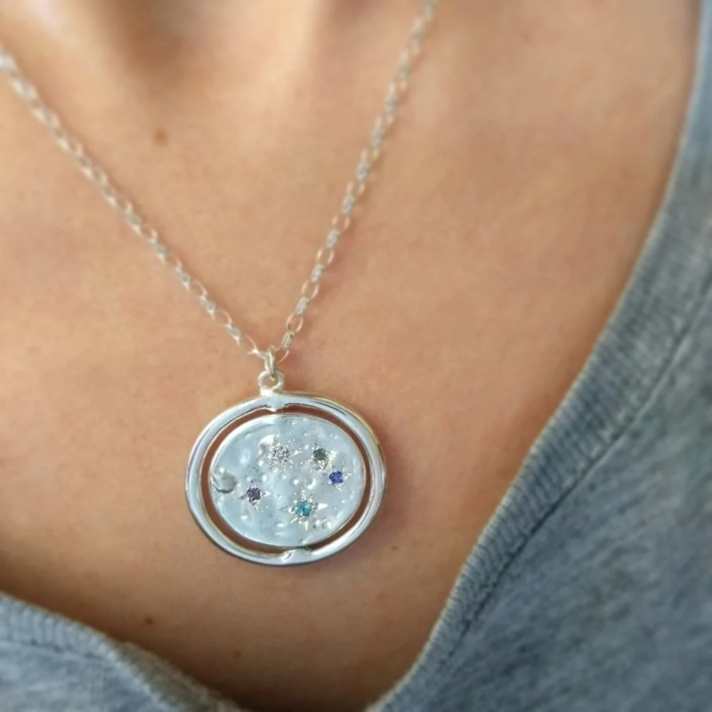 stainless steel 18k gold plating circle inlaid zircon revolving hollow necklace