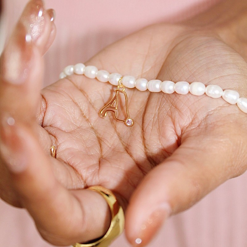 pearl letter necklace